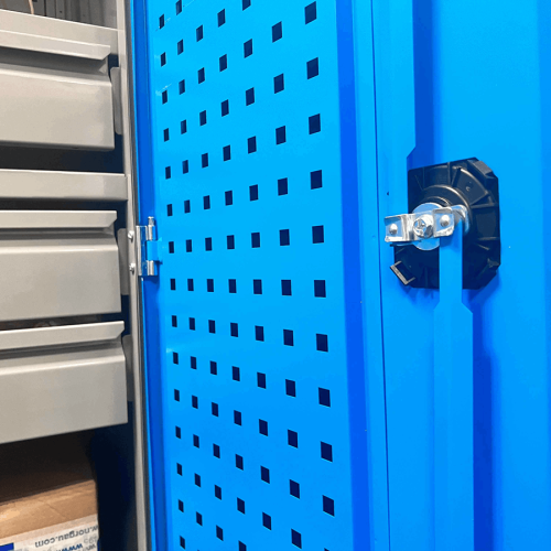 Шкаф инструментальный TNC 180.B3.S3